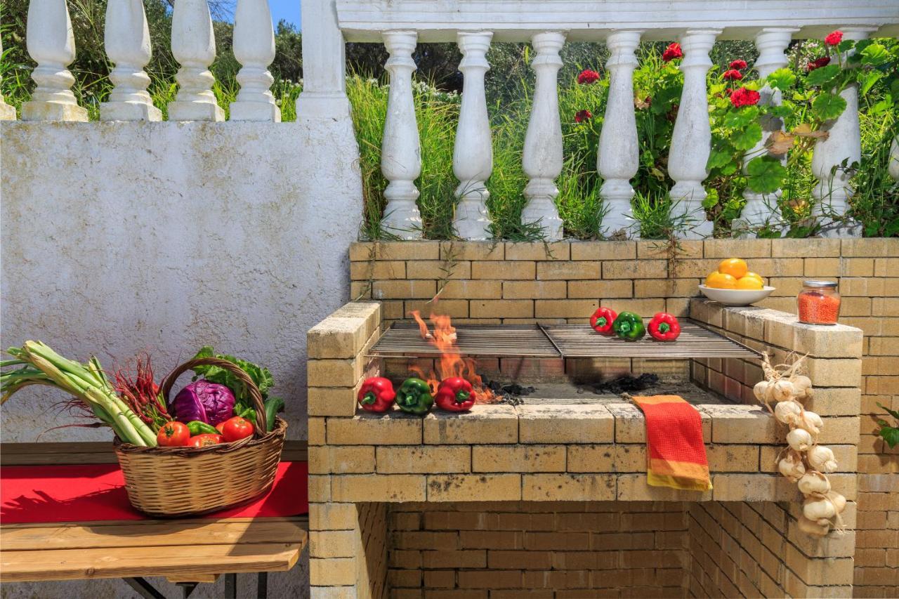 Quietude - Exceptional Corfu Escape With Private Sunset Pool Villa Agios Stefanos Avliotes (Corfu)